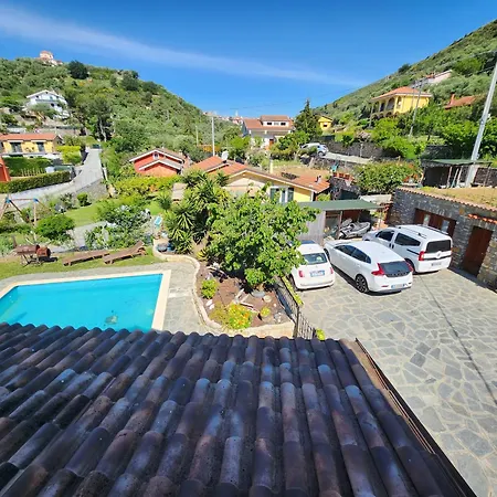 In Villa, Con Piscina Apartamento