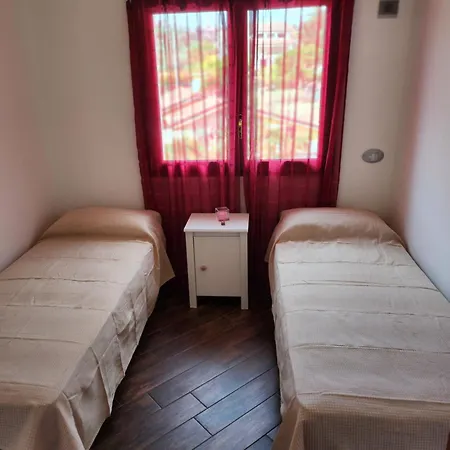 In Villa, Con Piscina *